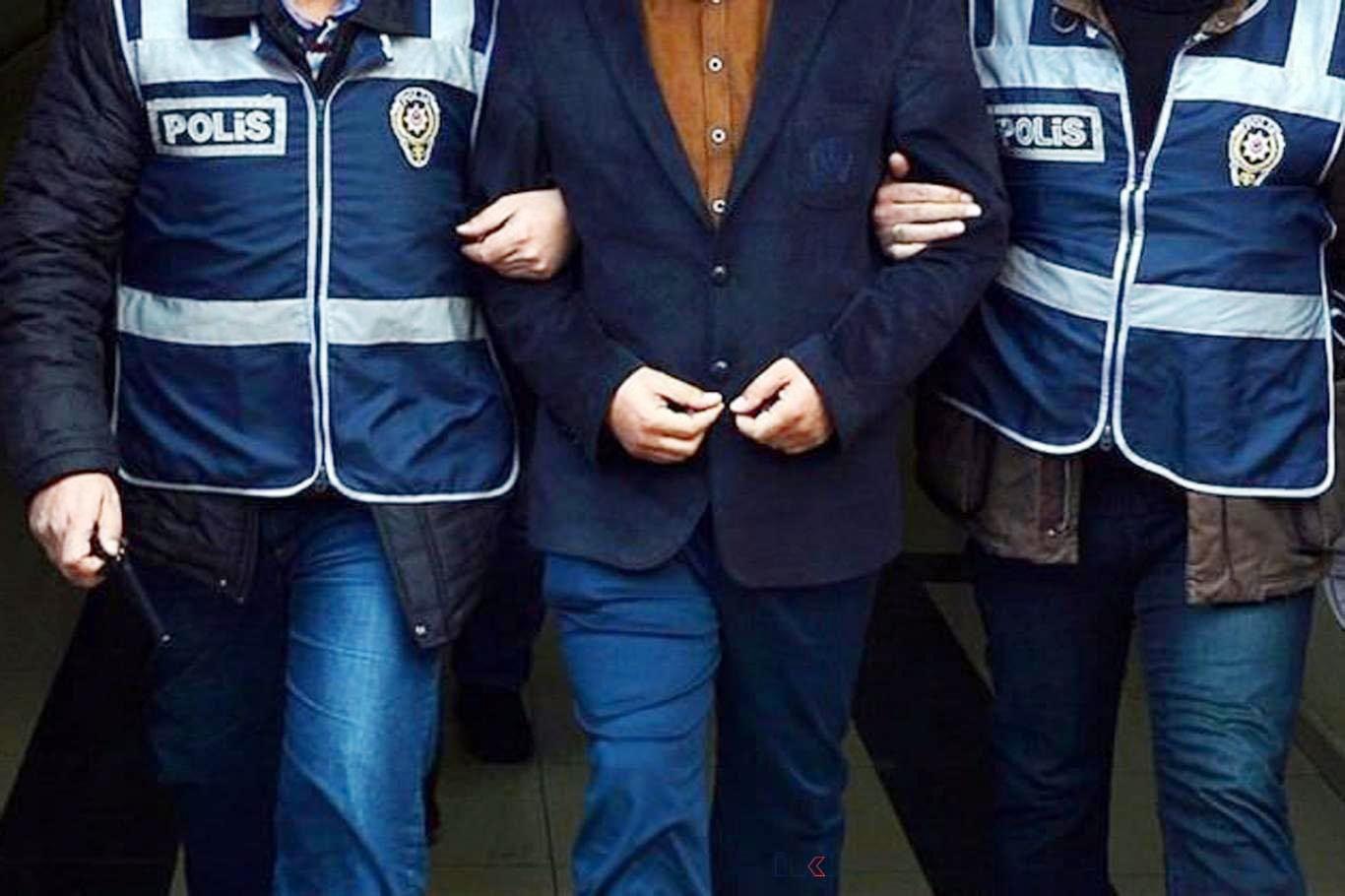 İzmir merkezli FETÖ operasyonu: 47 gözaltı kararı